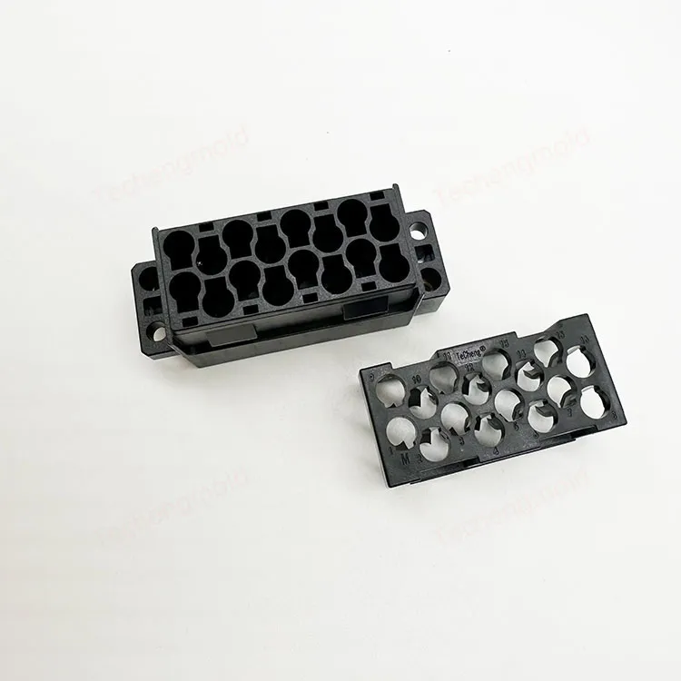 特诚科技PBT精密注塑件实拍 2
